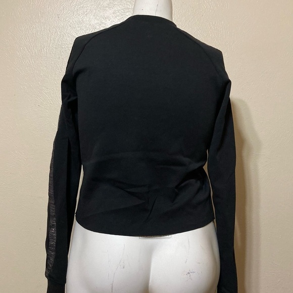 STRONG BY ZUMBA STRONG NATION long sleeve crop top with glittery piping Med NWT - Picture 10 of 15